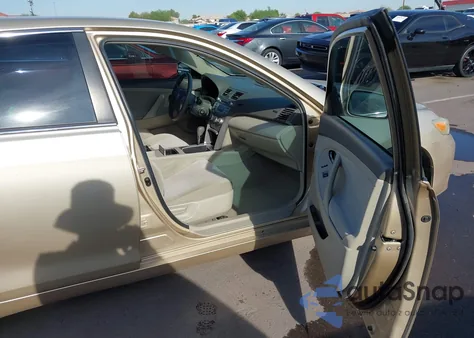 2011 Toyota Camry Le z USA, uszkodzony, nr VIN 4T4BF3EK5BR093887